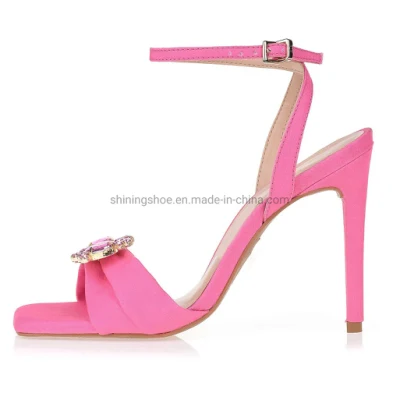 2023 아프리카 뜨거운 판매 굽 샌들 여름 핑크 새틴 다이아몬드 여성 신발 파티 샌들