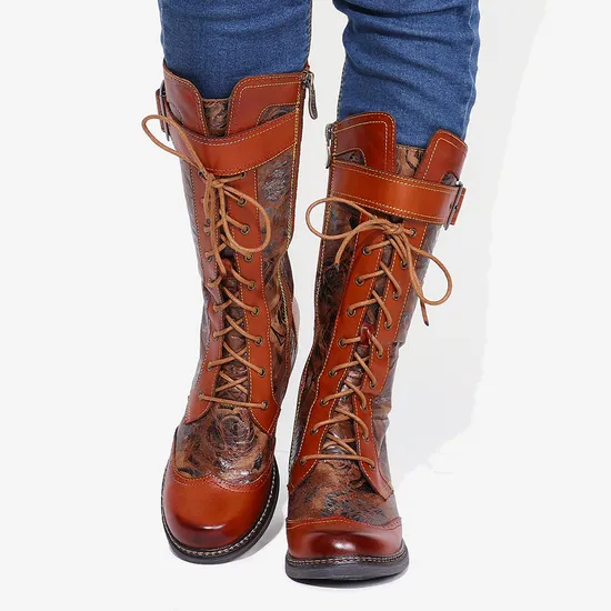 보헤미안 스타일의 꽃무늬 엠보싱 로우힐 여성용 롱 스키니 부츠